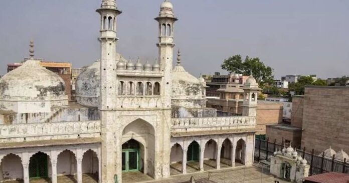 Backlash again; Hindu community can continue puja at Gyanvapi; The Allahabad High Court rejected the mosque committee's petition