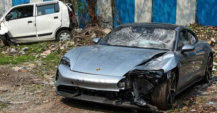A luxury car driven by a 17-year-old crashed in Pune! Seventeen year old's grandfather arrested; On the complaint that the driver of the family was kidnapped and kept in prison by forcing him to take action