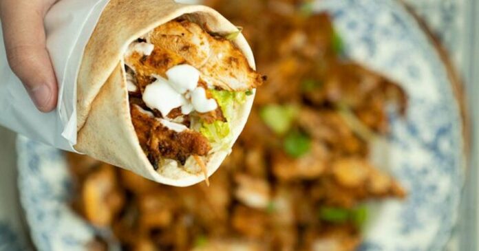 Shawarma is again a villain in Kerala! Four members of a family were admitted to the hospital due to food poisoning in Chengannur