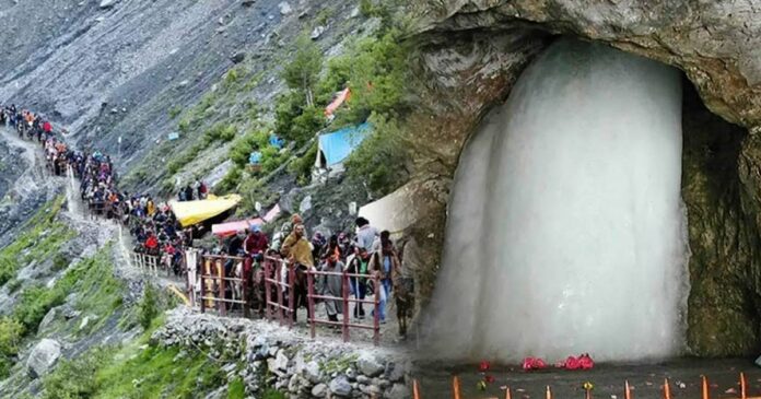 Amarnath Yatra; More than 13,000 pilgrims visited the cave temple on the first day itself